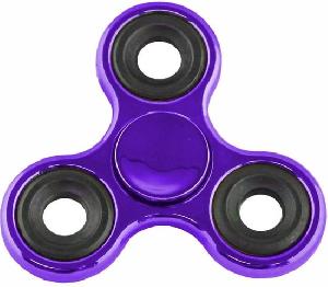 Bekijk leuke cadeautip : Hand Spinner / Metal Look